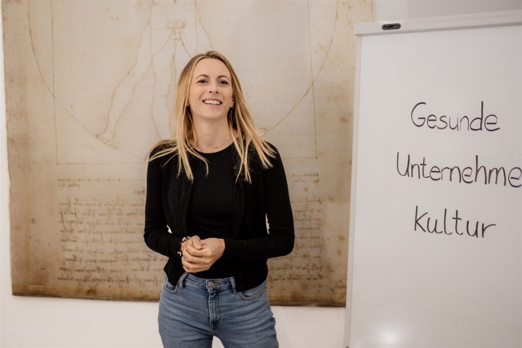 Jenny Heuser: Prinzip der Arbeitsteilung bei Gesundheitsförderung für Mitarbeiter in KMU